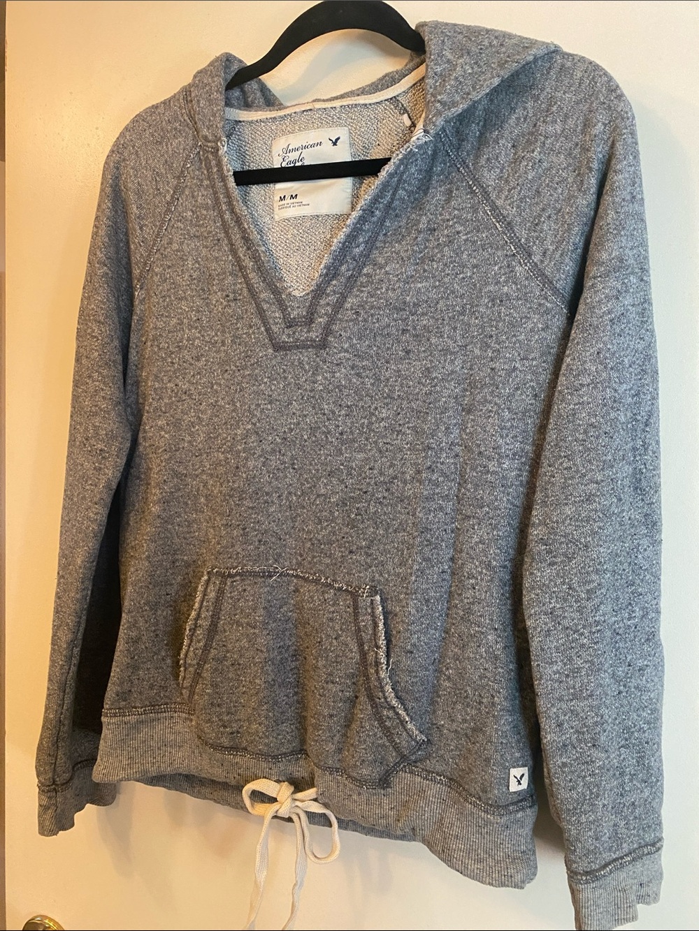 American Eagle Outfitters Heather Gray Hooded Pullover